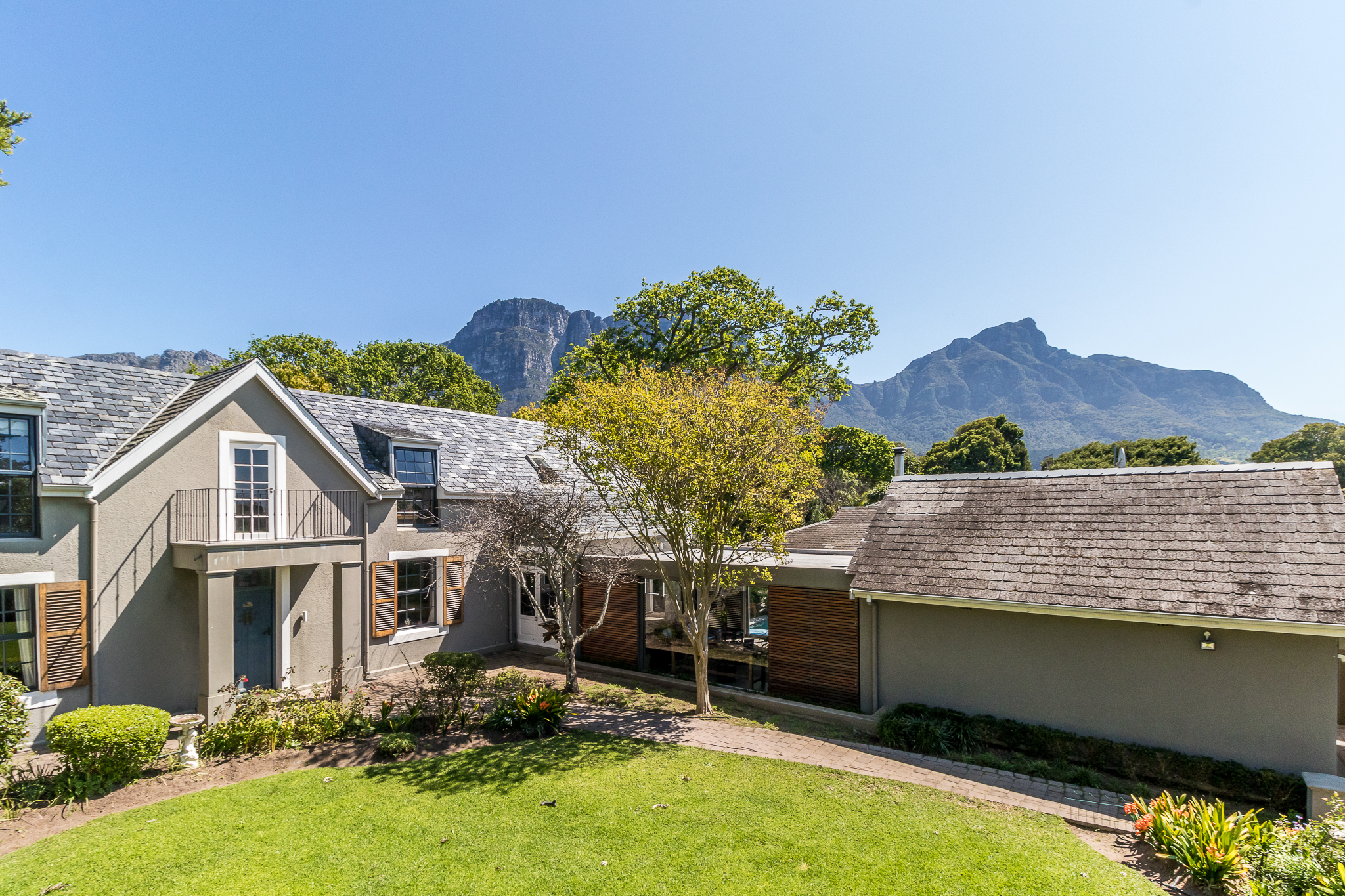 4 Bedroom Property for Sale in Claremont Upper Western Cape